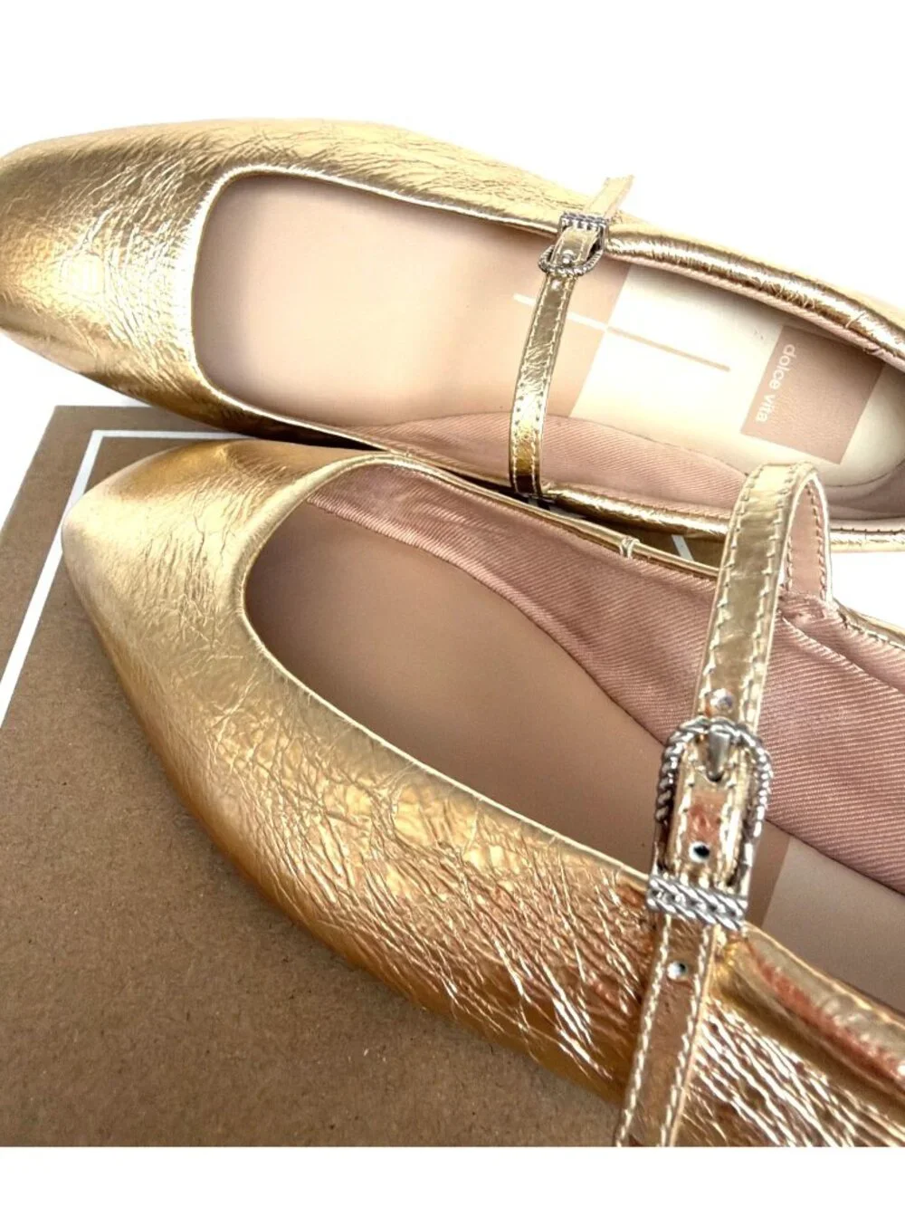 Dolce Vita Reyes Gold Distressed Leather Mary Jane Square-Toe Flats Size 7.5